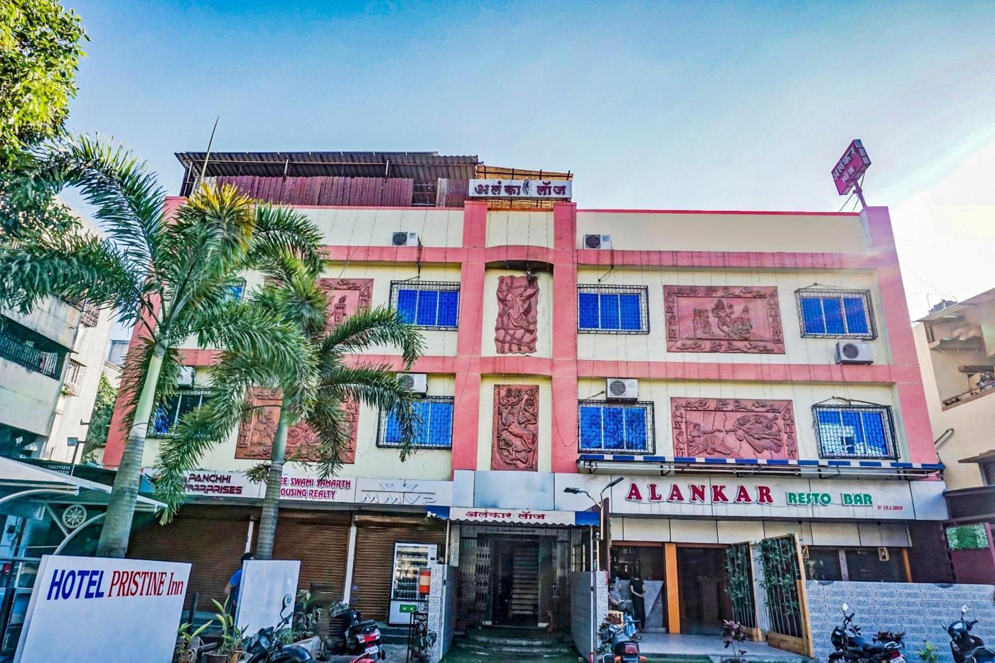 Collection O Shreya Hotel Talegaon Dabhade Buitenkant foto